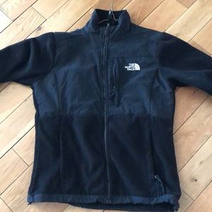 The North Face women’s Denali jacket